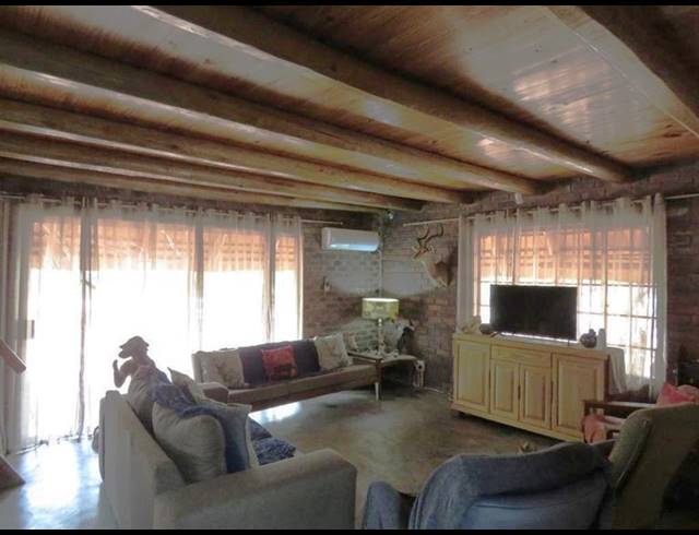 FARM FOR SALE IN MARKEN